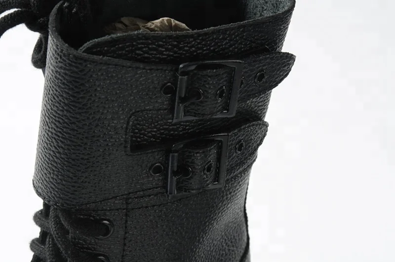 Anti-abrasion american style military boots