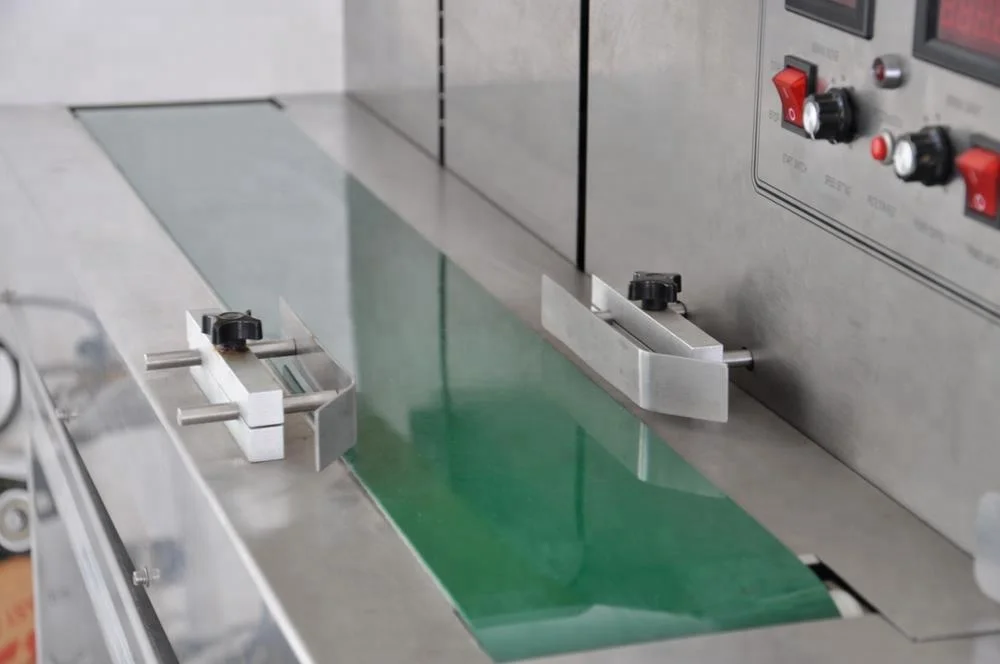 Automatic bottle sealer