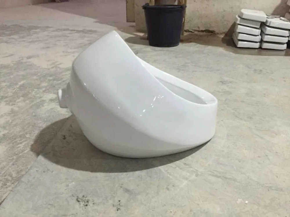 Ceramic urinal toilet bowl for men