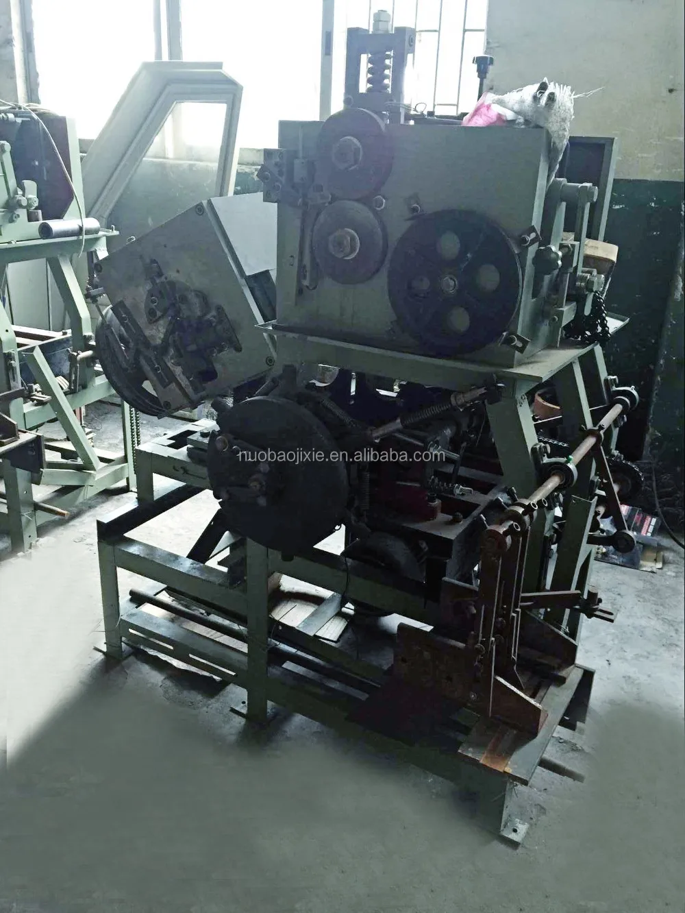 Mattress tape edge machine mainly used for spring mattress.