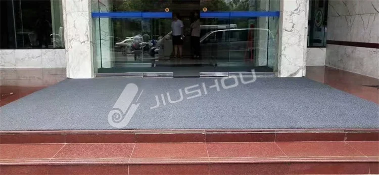 Manufacturer Waterproof apartment corridor carpet protector mat,plastic mesh carpet