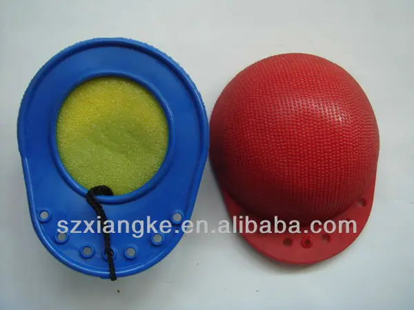 
Очиститель мячей для гольфа и держатель для футболки 