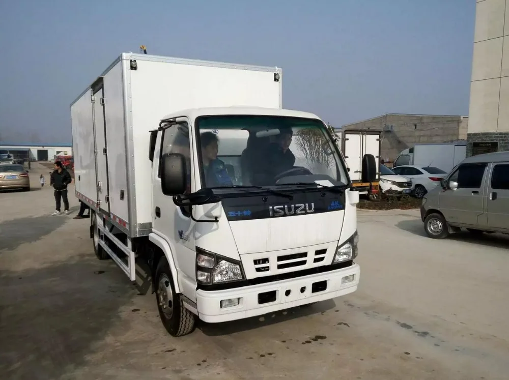 Japan brand 600p new 3t/4t/5t ice cream transportation freezer refrigerated box truck small reefer truck for sale