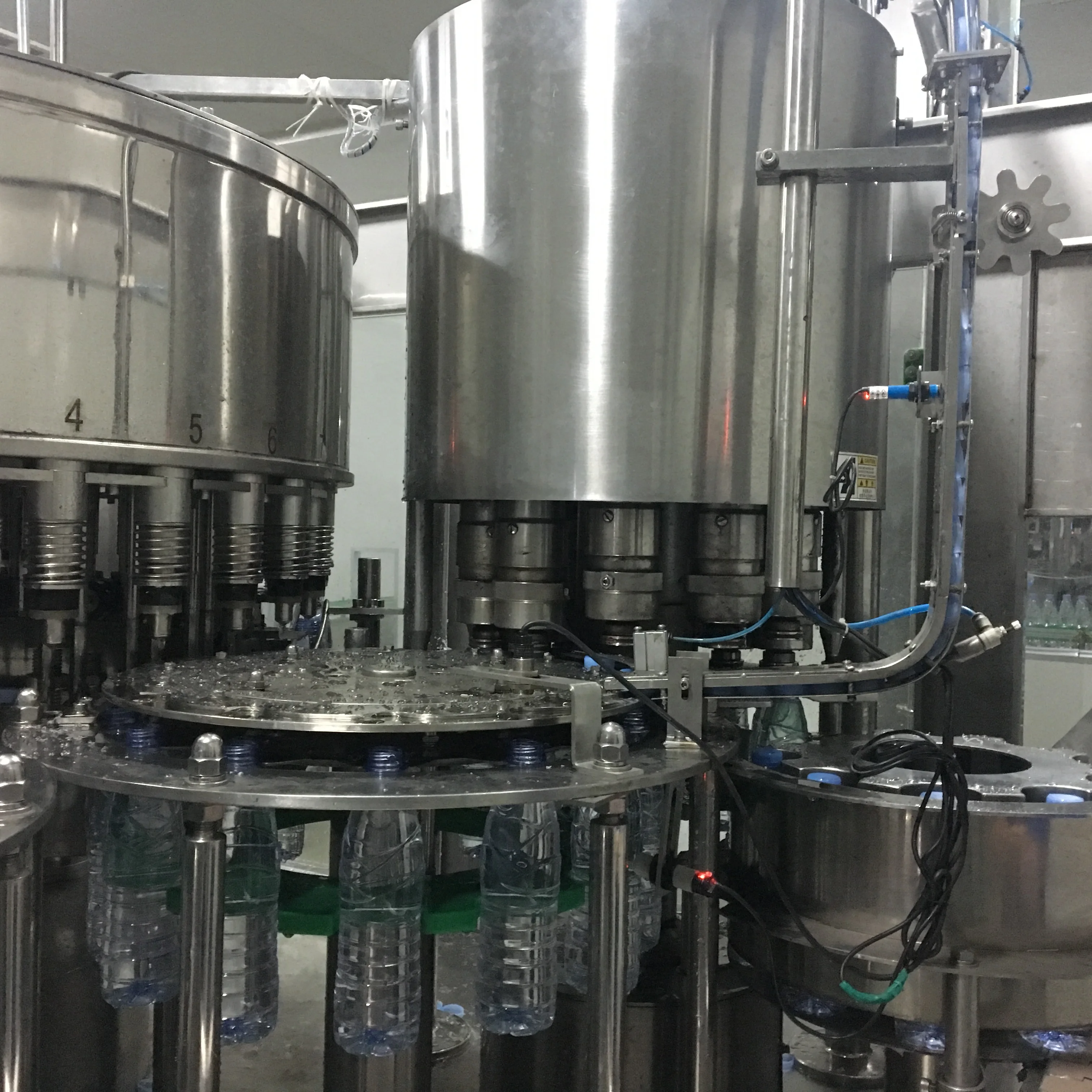 Fully automatic pure water bottling machine monoblock washing filling capping 3 in 1 machine