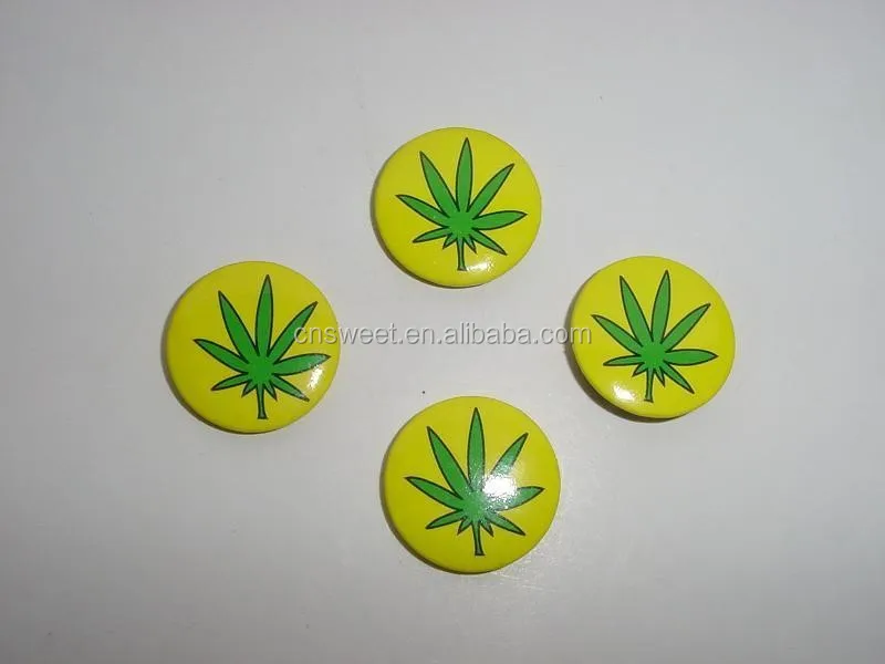 
Safety pin round cute smiley face button metal badge 