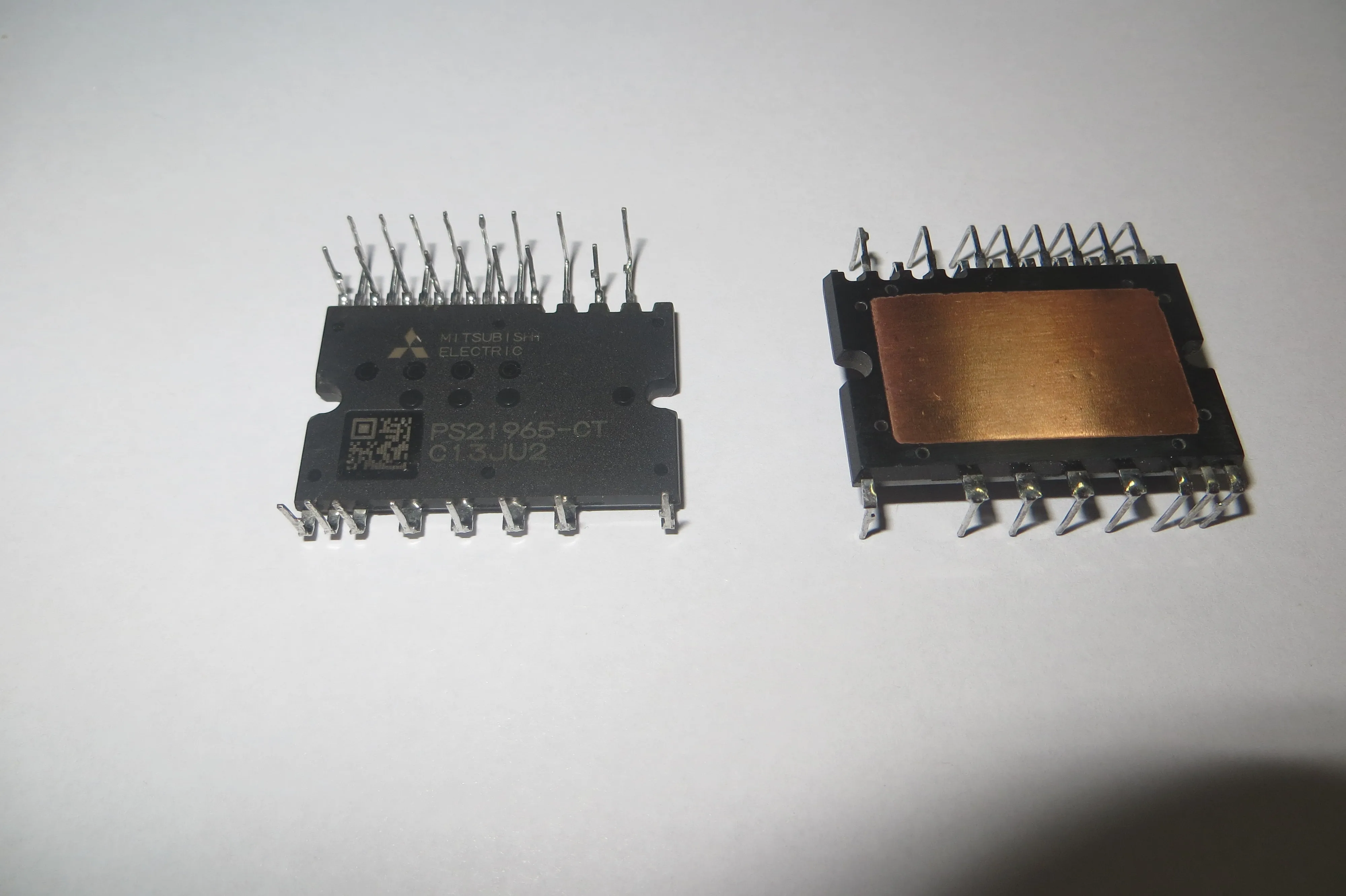 
Electronics components SMCJ75A GGR DO-214AB SMD TVS diode new and original best price IC CHIP 