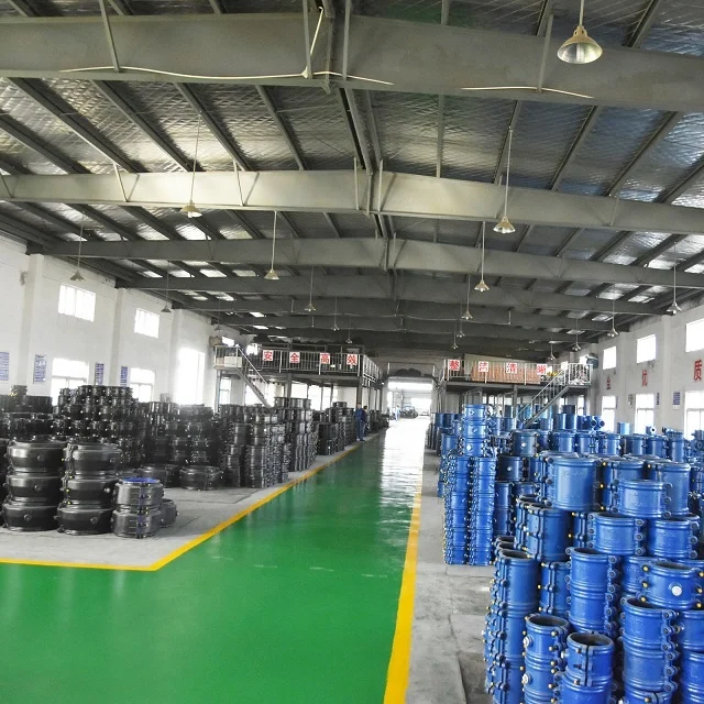 Pipe repair clamp / pipe fitting for Articulated joint  of Galvanized pipes