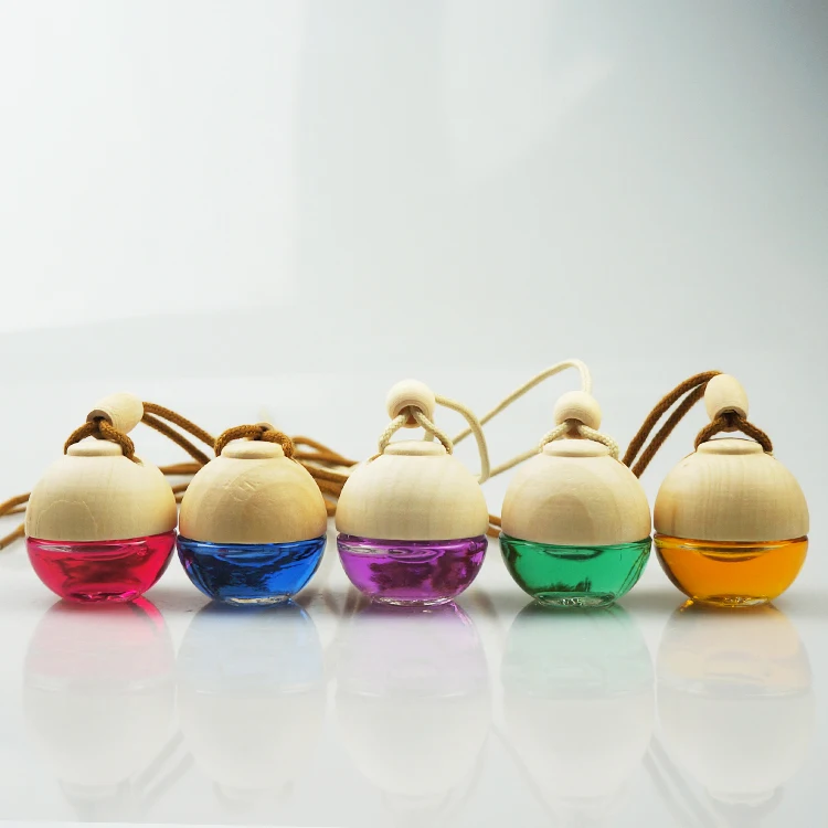 Hot Sale Ball Shaped Empty Hanging Car Air Freshener Vent Glass Car Perfume Bottle with Wooden Cap