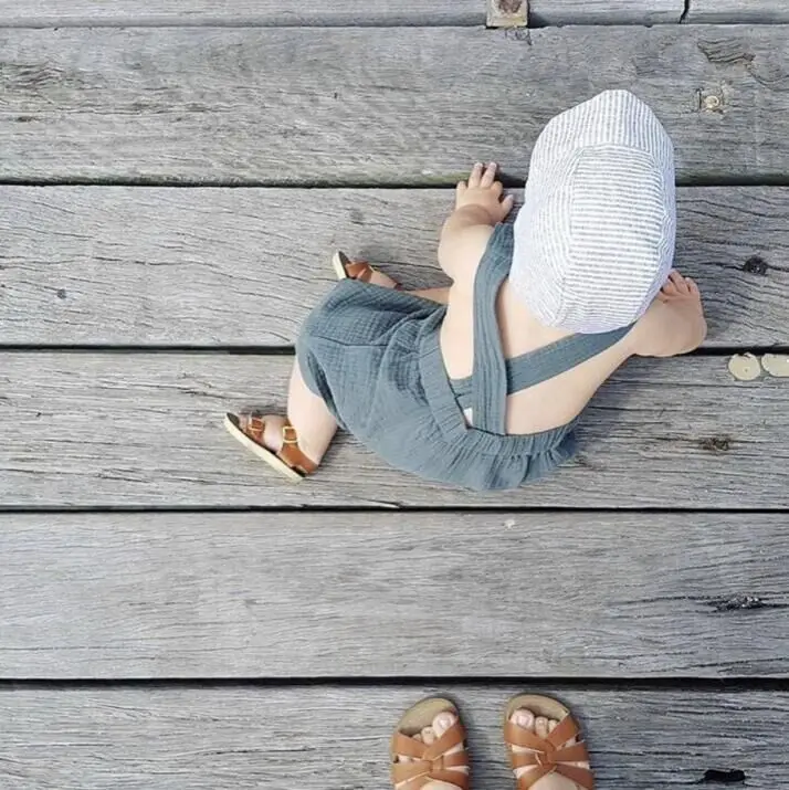 
Wholesale baby linen clothing British style loose straps shorts baby overalls 