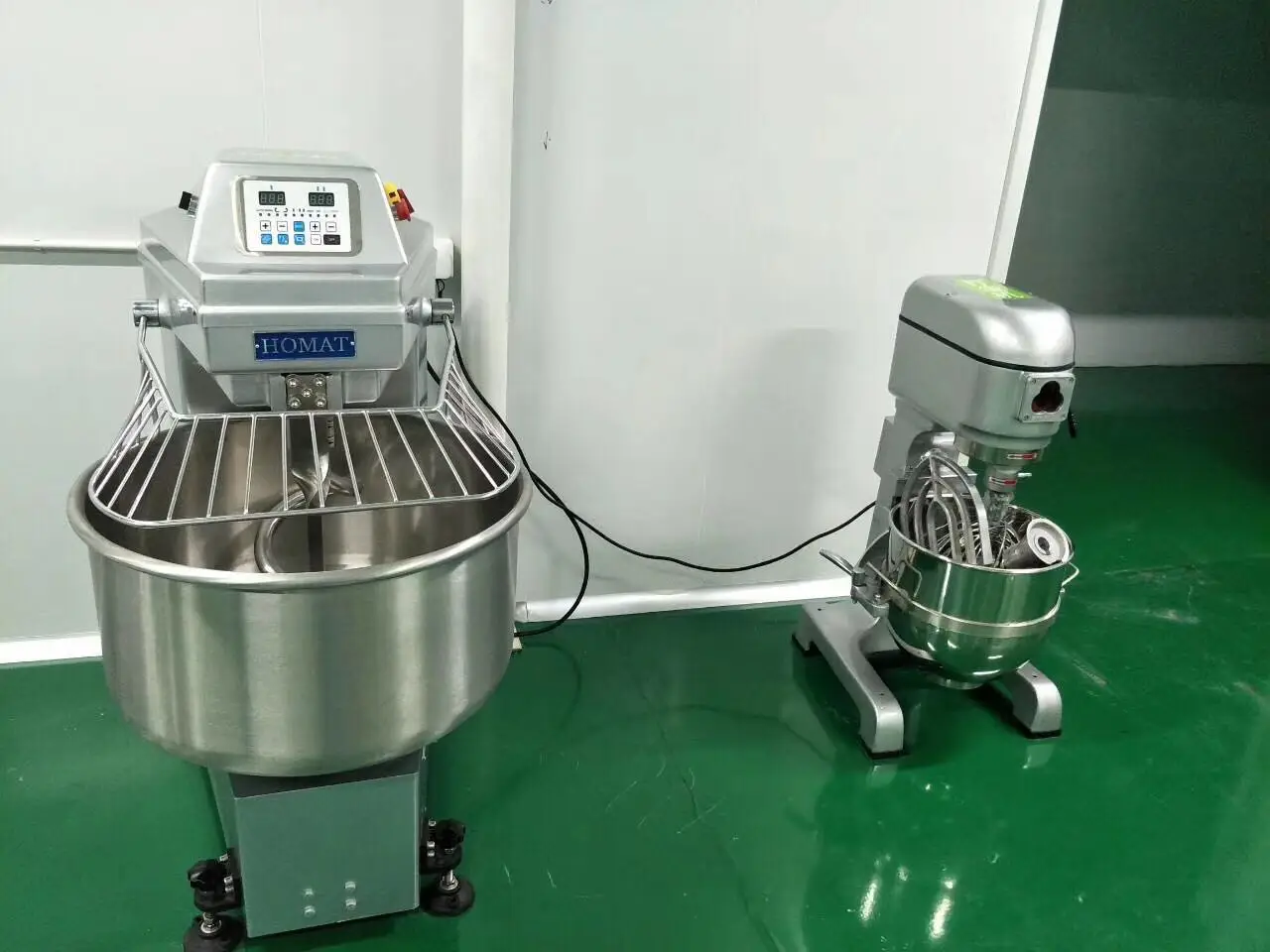 Industrial Commercial Heavy Duty Bread Flour Mixer Machine 50Kg 80Kg 120Kg Spiral Dough Mixer