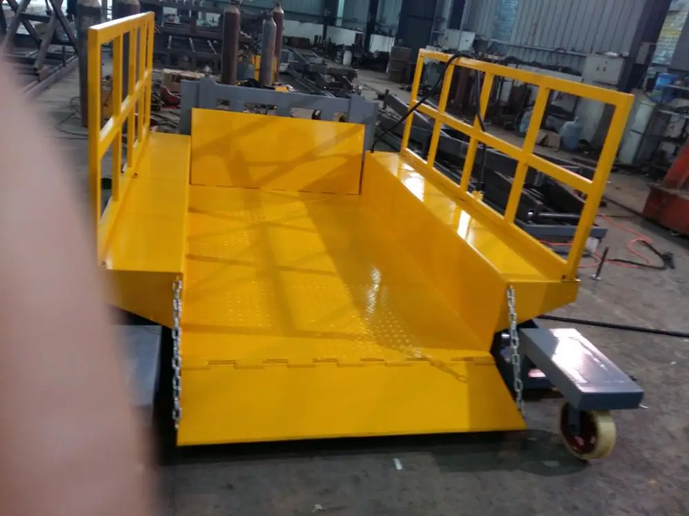 Movable stainless steel hydraulic shear lifting platform
