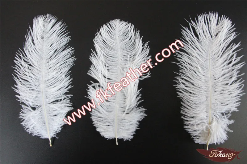 Оптовая продажа, дешевое разноцветное ремесленное маленькое белое страусиное перо 15 см до 20 см для свадебных украшений