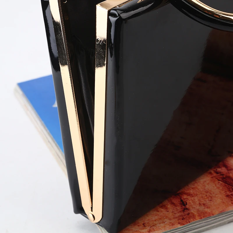 Factory direct wholesale brand new fashion clutches large space evening bag with handle patent leather handbag for party banquet