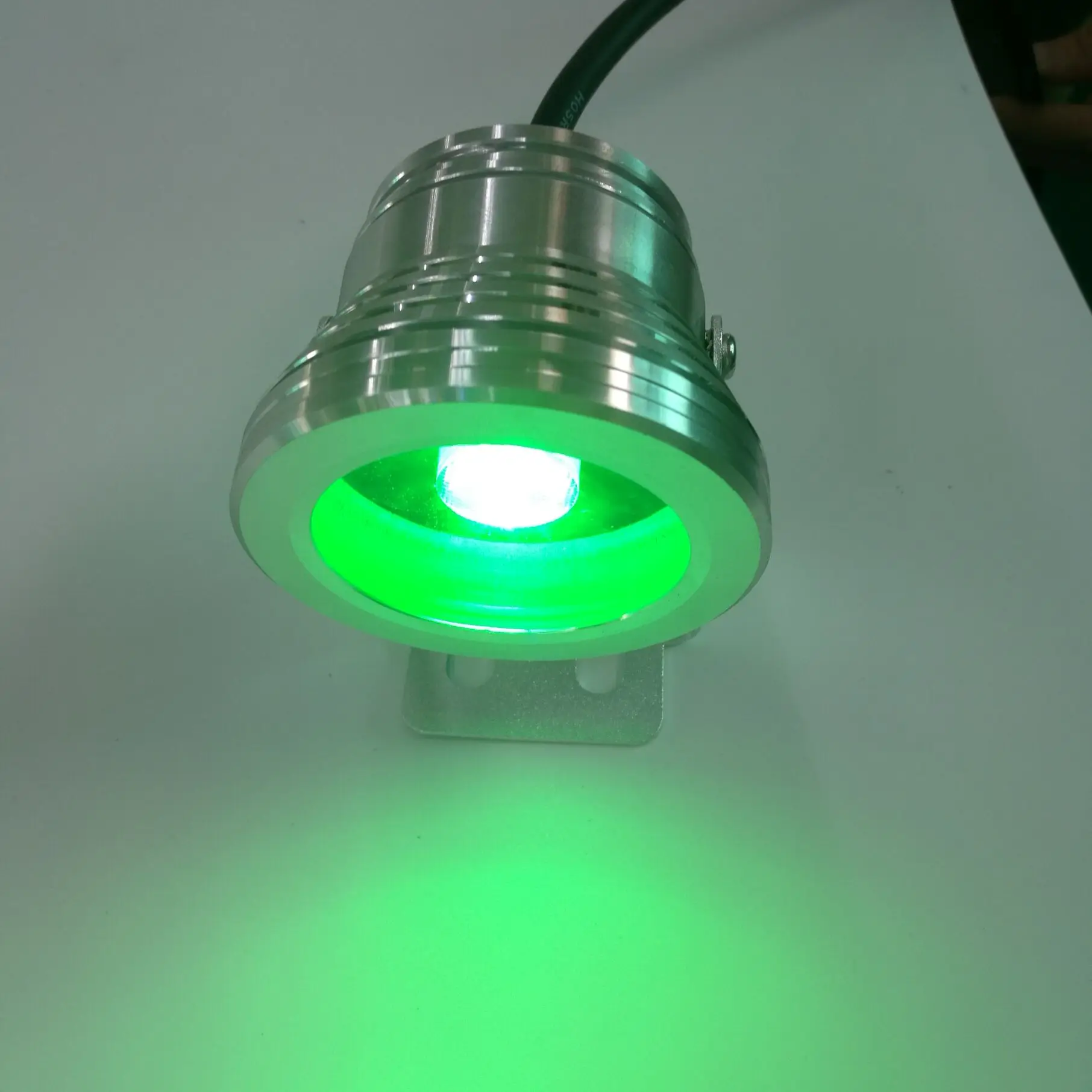 DMX управление RGBW 4 в 1 8 Вт светодиодный садовый светильник с IP65