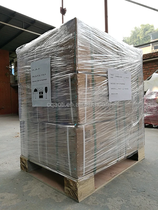 Various shapes easy installation bouldering wall climbing holds, climbing volumes