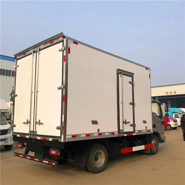 
Brand New FOTON 4*2 Left Hand Drive Diesel Refrigerated Truck at Good Price 