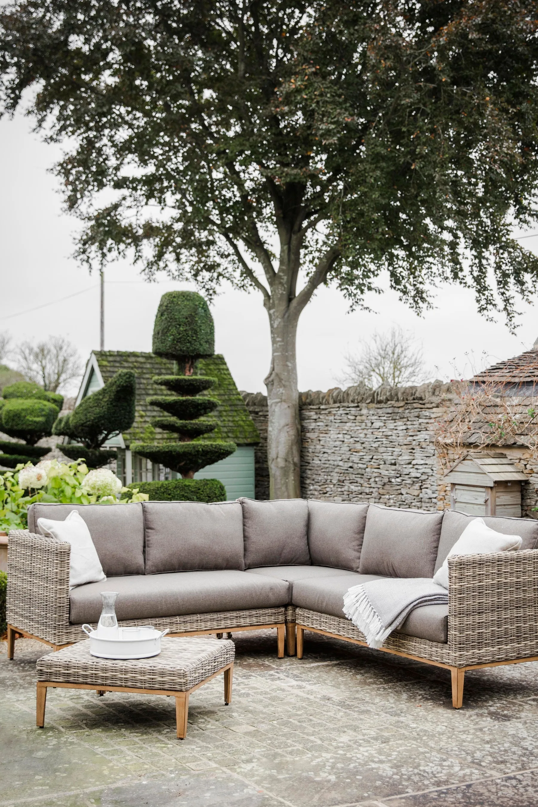 Half Round Rattan Outdoor Furniture Garden Sofa Sets