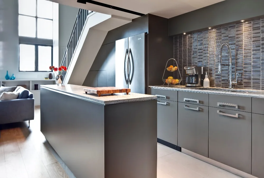 2022 Hangzhou Vermonhouse Grey Color Modern Kitchen Cabinet Designs New Model with Island High Gloss Metal Kitchen Furniture