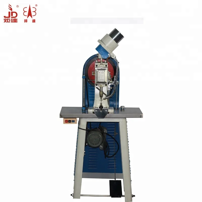 Изготовление обуви, кожаная папка, ушко, полые заклепки, стелька, талия, железная заклепка, машина