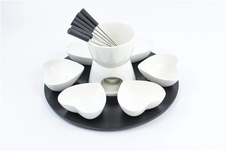 Kitchware heart shape white color ceramic melting fondue chocolate cheese pot for dinnerware