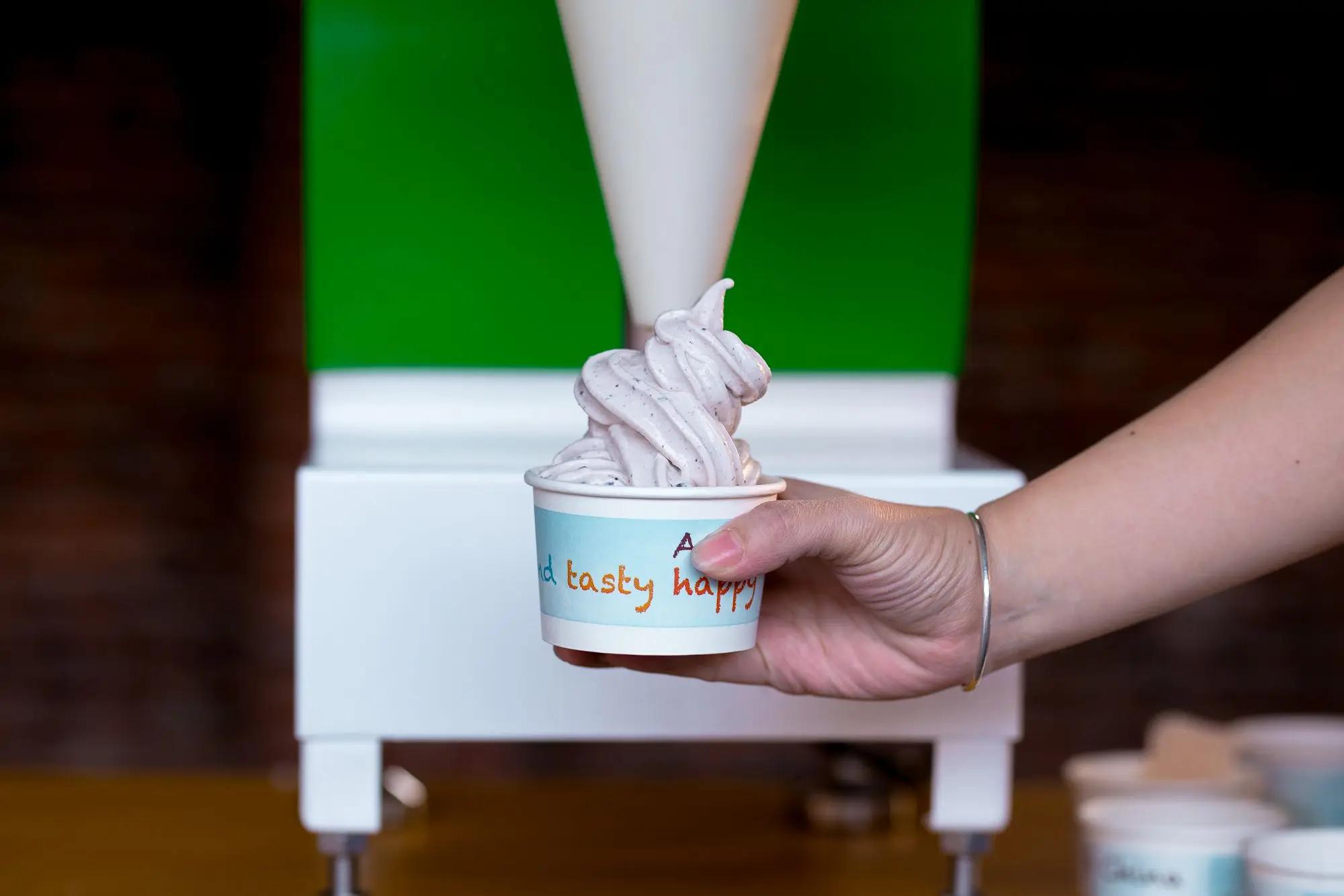 DEM-1200 10S Per Serve Freeze Fruit Yogurt Ice Cream Swirl Mixer Blender