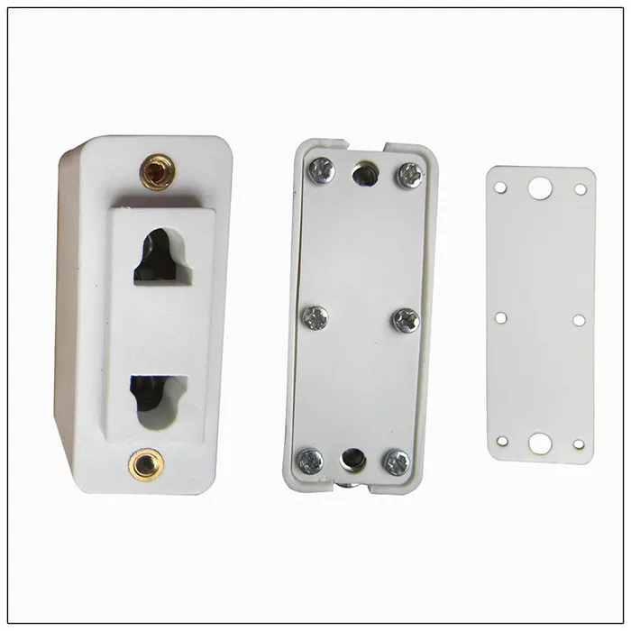 
Plastic Plug and Sockets 