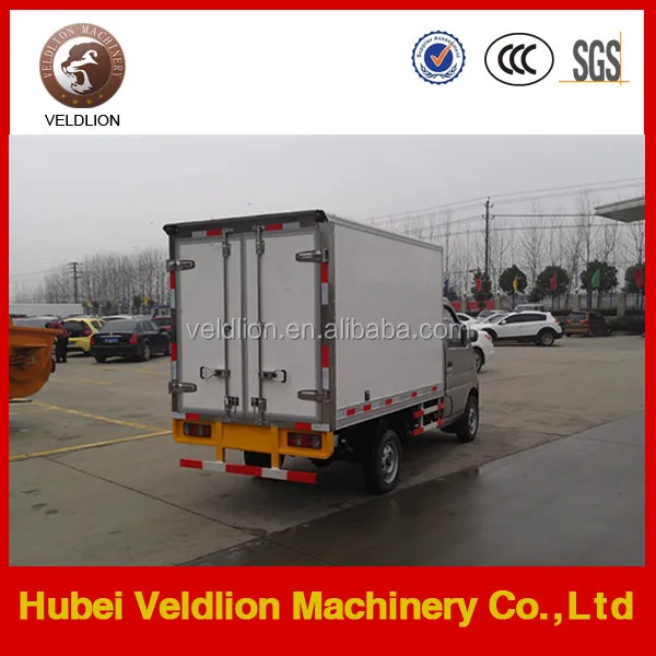 Changan 4*2 0.5ton gasoline mini refrigerated truck for sale