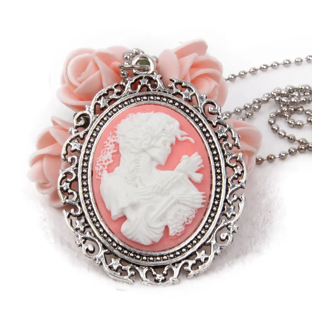 Engraved Skull Gothic Necklace, for Carnaval Gothic Jewelry