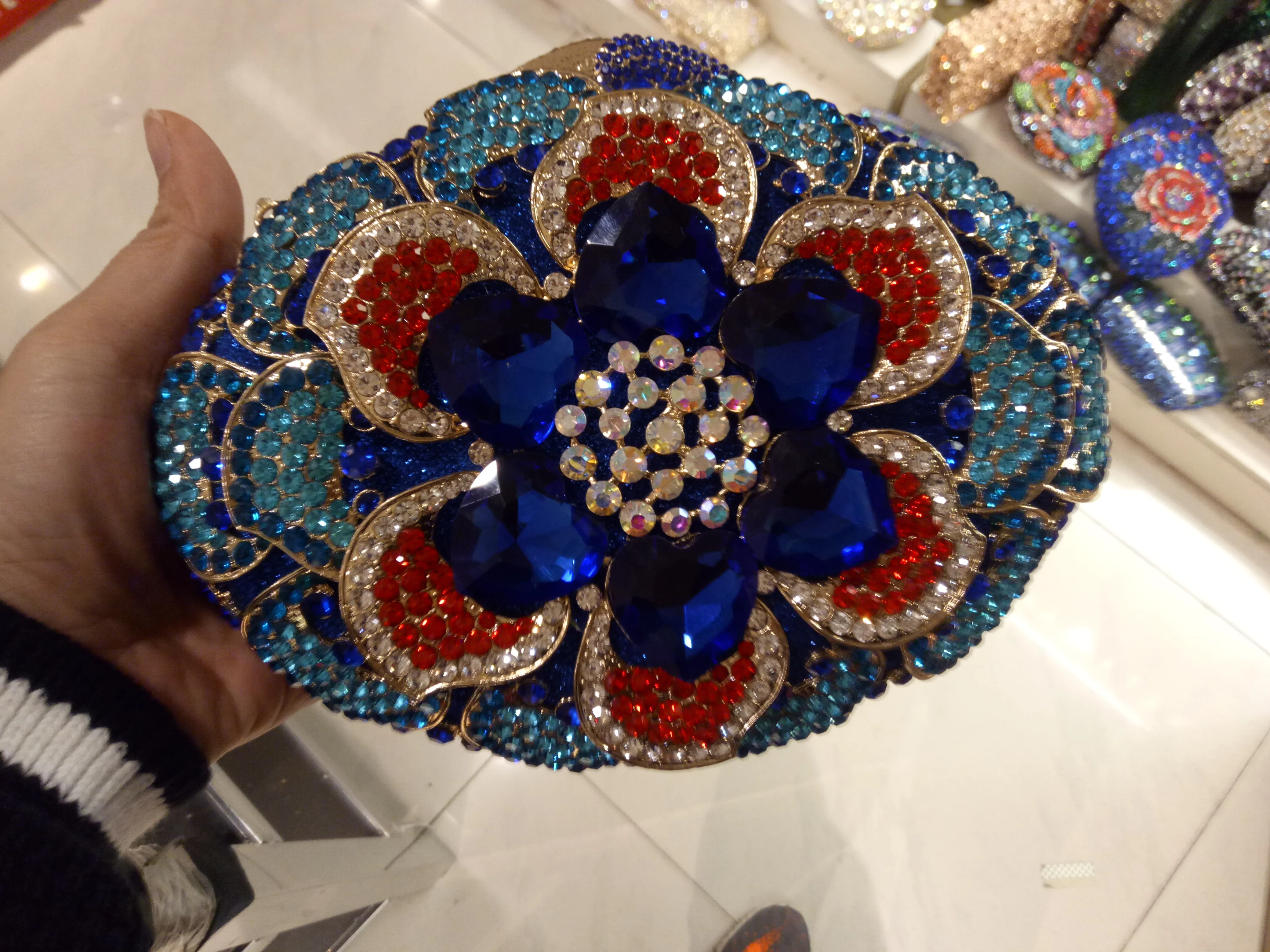 DB679 indian clutch bag