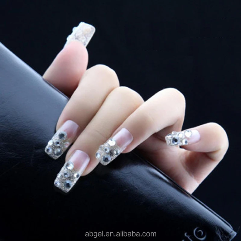 Красивый выбор цветных блестящих гелевых лаков для ногтей