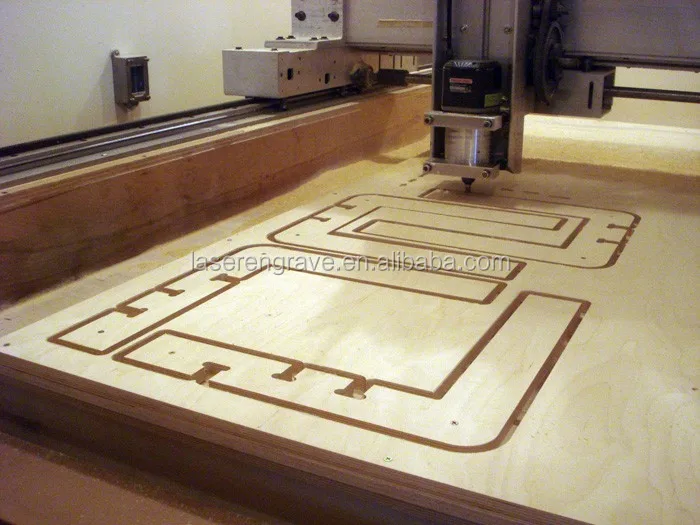  Деревообрабатывающий станок строгальный плотнитель фрезерный деревообрабатывающий