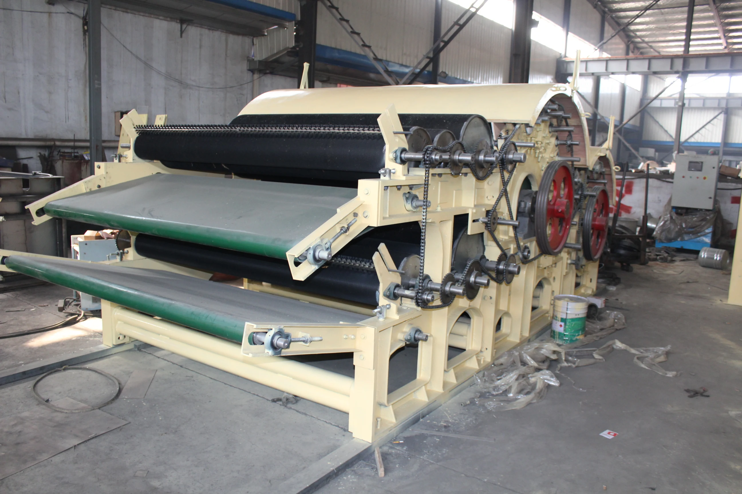 
New condition carding machine for non-woven 
