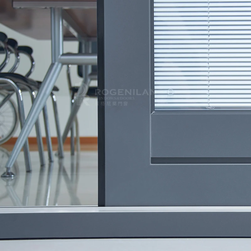 Large Residential Sliding Doors with Electric Blinds Aluminum Alloy Broken Bridge Double Glazed Doors