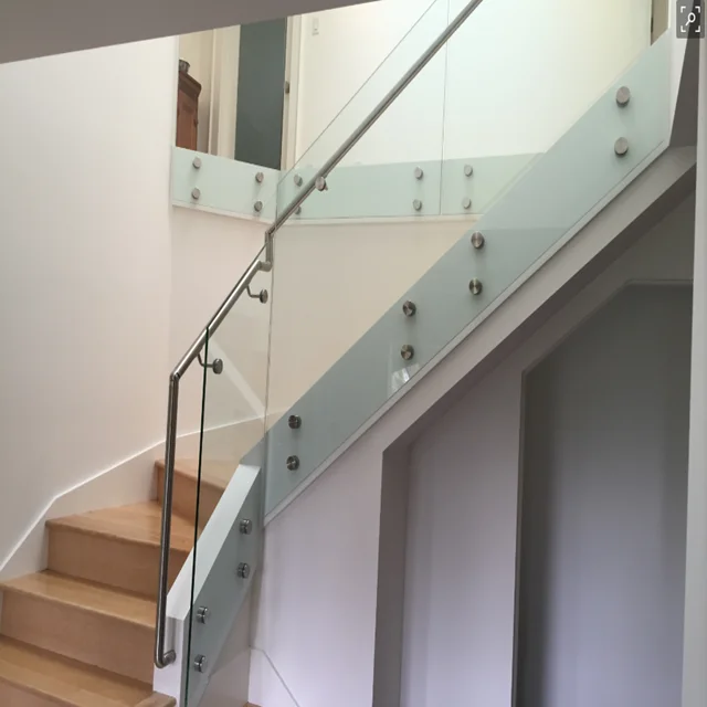 Decorative Modern Stone Stair Glass Stair Railing/Stair Barrier