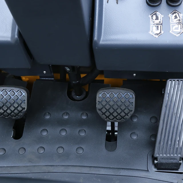 High Performance 2 ton Diesel Operated Forklift For Sale from China