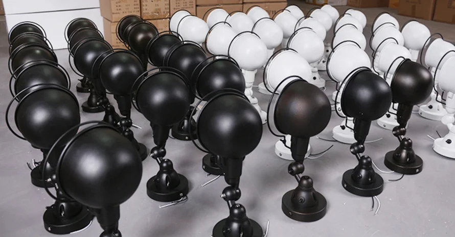 Industrial Style Design Desk Lamp Modern Individuality Metal Reading Table Lamp For Bedroom Decoration