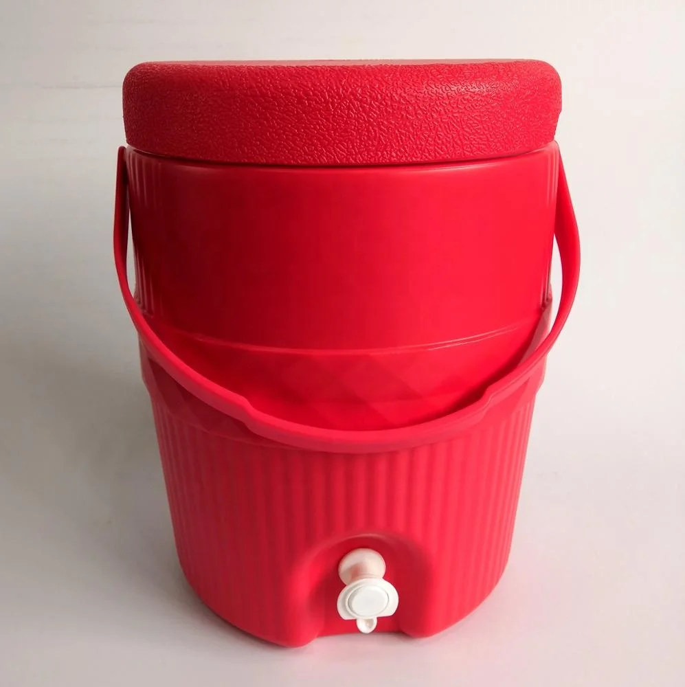cooler box red 2.jpg