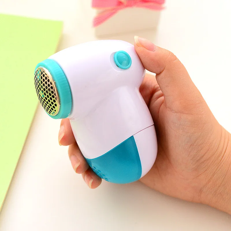 
Portable Fabric Shaver and Lint Remover Adjustable Shave Quickly and Effectively Remove Fluff Lint and Bobbles 