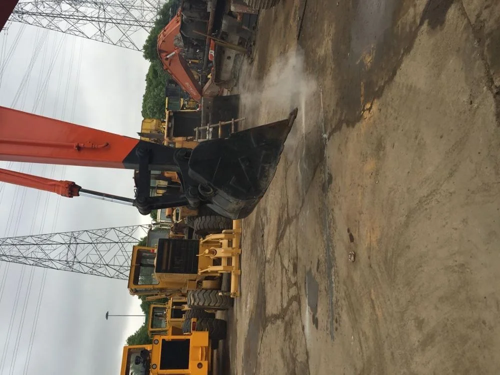 hitachi ex200 ex300 crawler backhoe excavator sale in shanghai