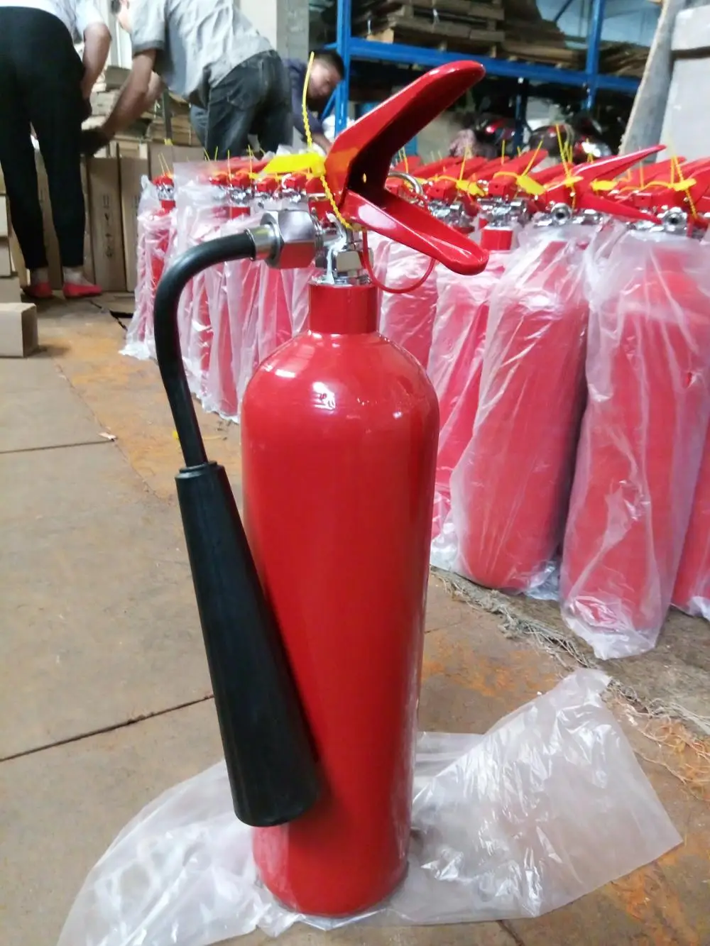 Convenient 2KG CO2 Fire Extinguisher For Home and Car