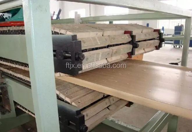 China supplier pvc wood plastic composite door panel making machine /wpc profile production line