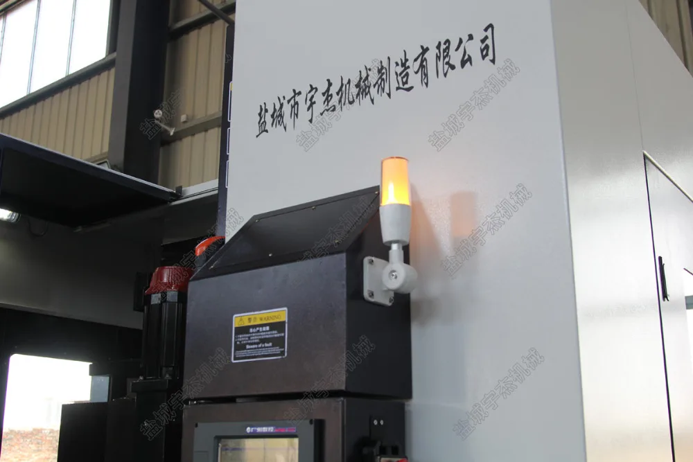 
Double Feed Vertical CNC Turning Grinding Lathe Machine Manufacturer CMK550 