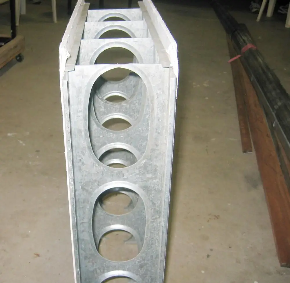 Australia structural walling system C channel metal stud with big holes and with reinforce rib
