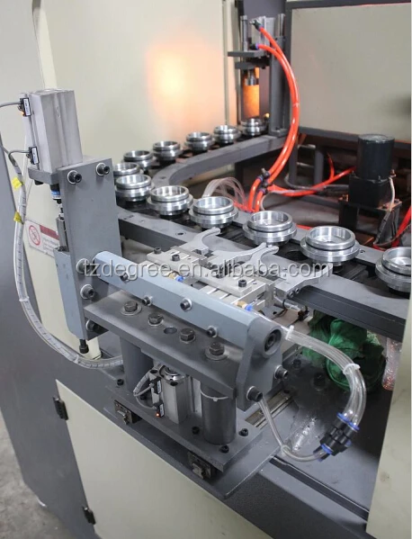 Automatic hand feeding pet wide-neck jar stretch blow molding machine