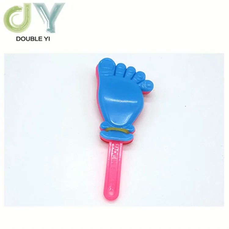 Mini cartoon foot shape plastic clapper toy for wholesale