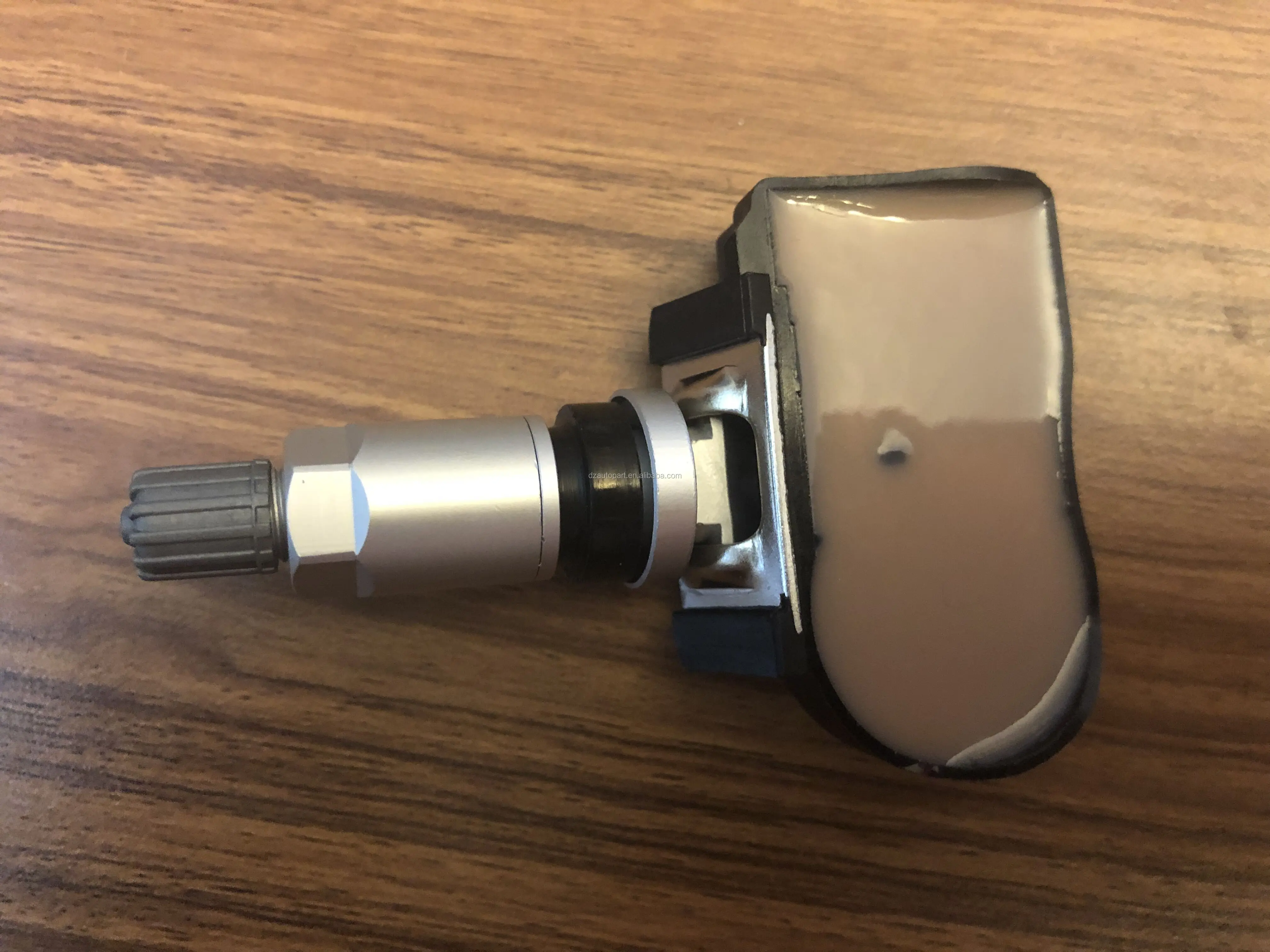 
SET 4 TPMS Tire Pressure Monitor Sensor For Citroen C4 C5 Peugeot 308 508 9677130580 433MHZ 