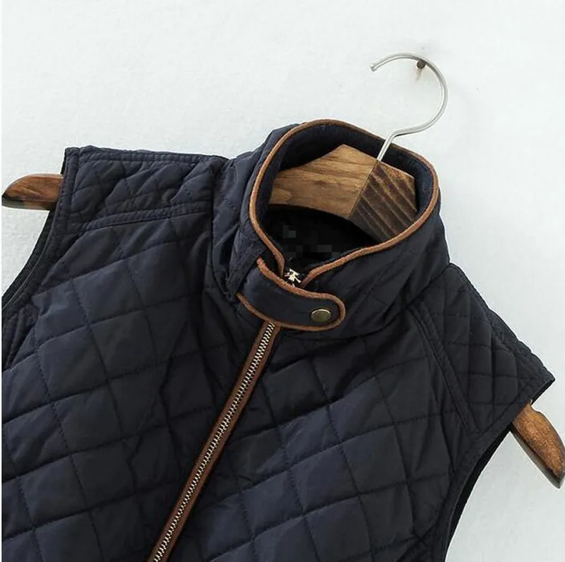 
Training Sport Sleeveless Sexy Diamond Quilted Polyester Cotton Motorcycle Woman Jacket Vest Winter 