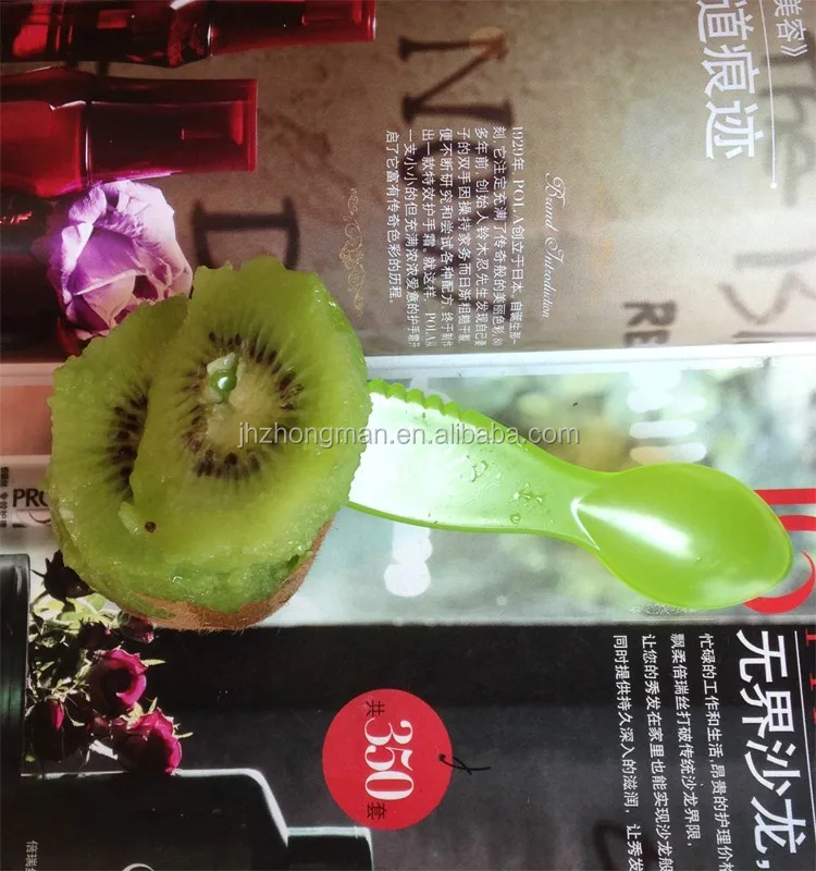 Multi-function custom logo cheap environment-friendly plastic kiwi fruit spoon