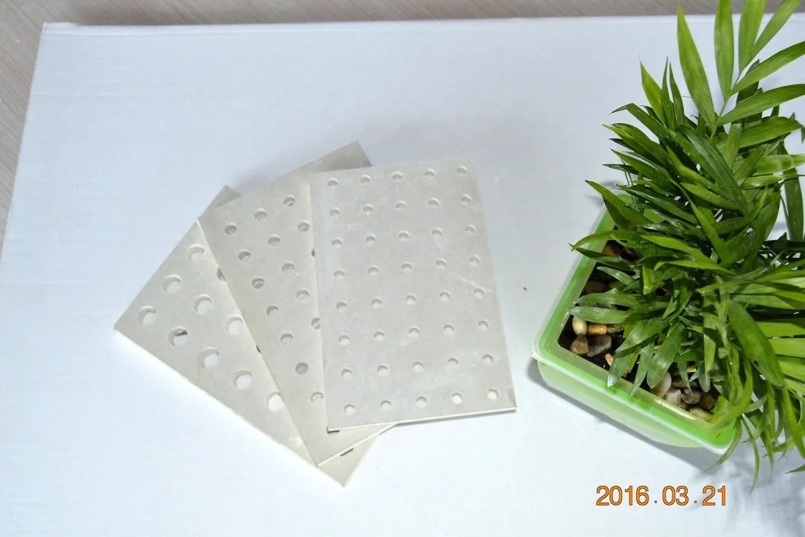 Лучшая цена, звукостойкий Перфорированный гипсокартон для потолка 1200*2400 мм