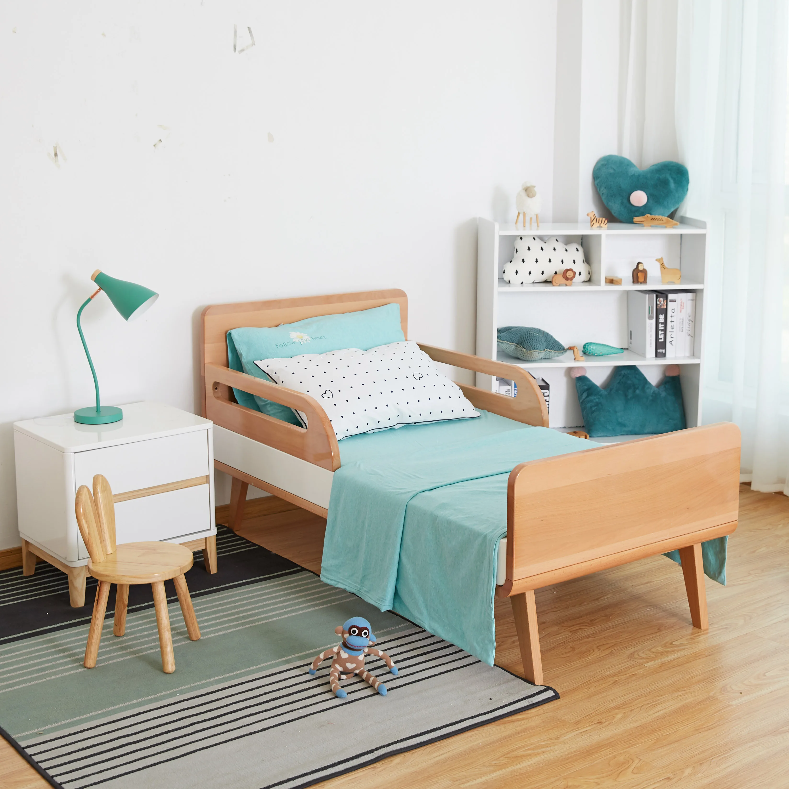 Certificate Nordic Wholesale Comfortable Solid Wood Children Bed luxury royal small wooden crib for baby multifunction